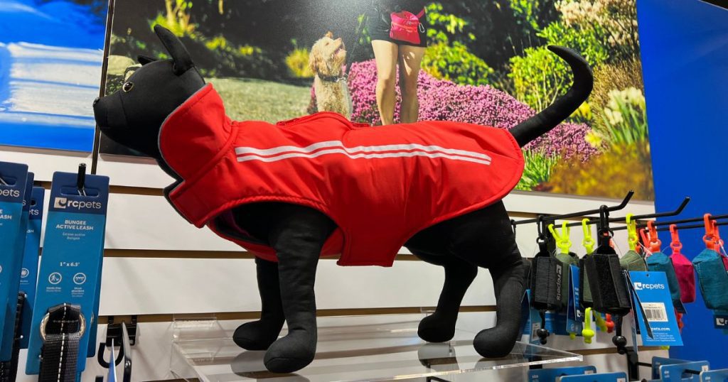 drift kitty coat for cats | The Latest Outdoor Travel Gear for Pets at SuperZoo 2022